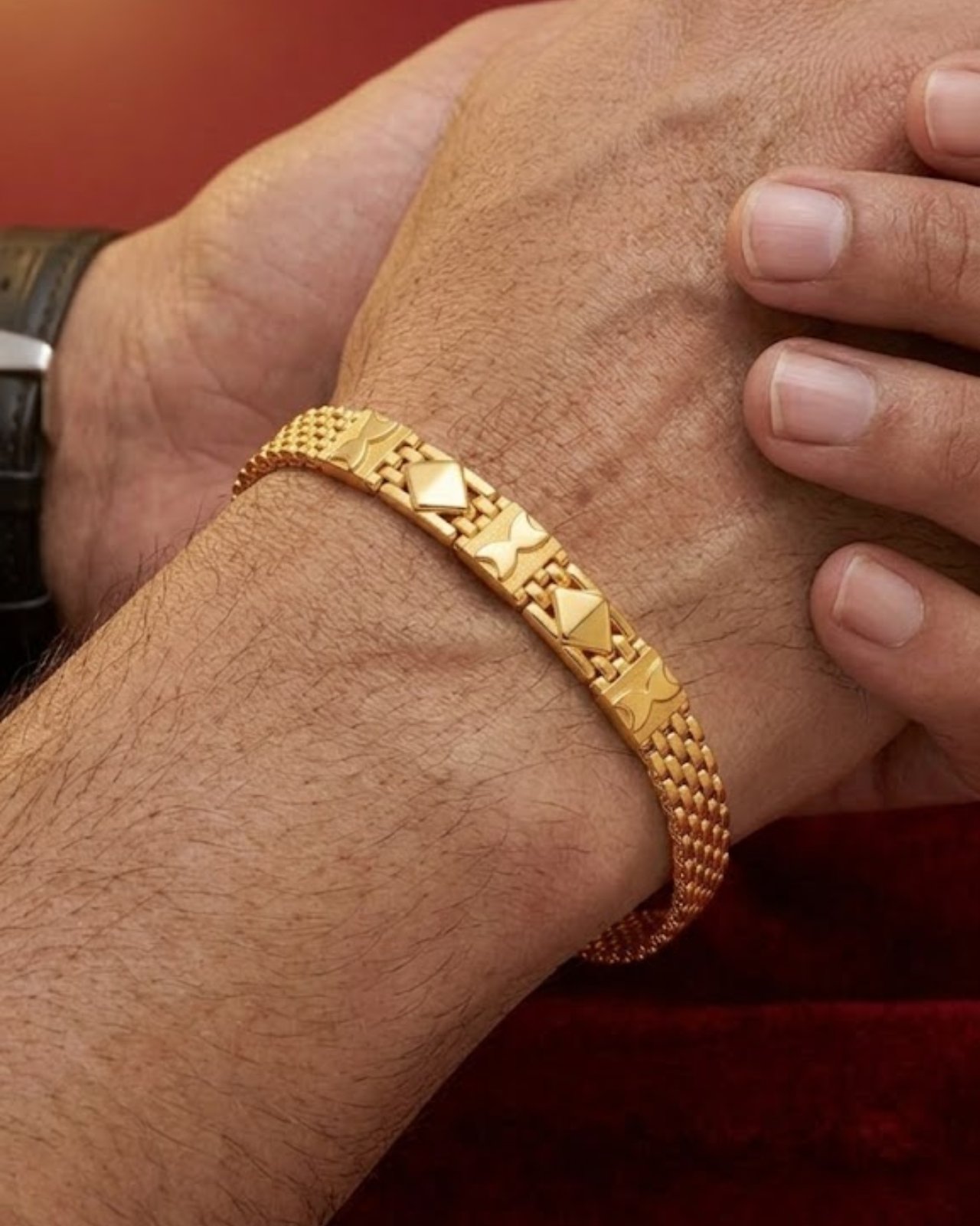 22K Gold Gents Bracelet 13.69g — M N Alankar Palace, Rourkela