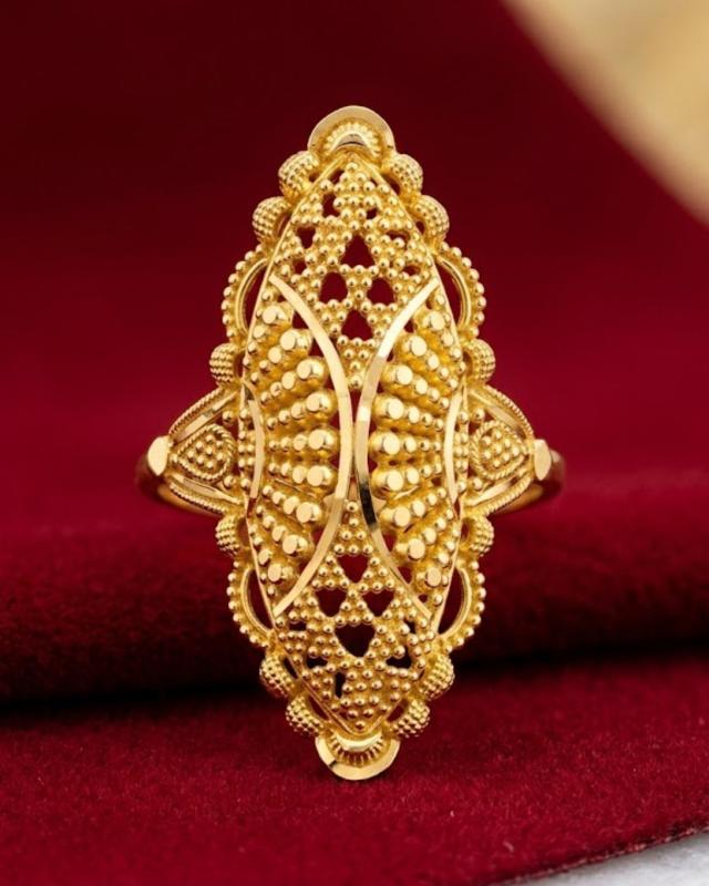 22K Gold Ladies Ring 3.8g — M N Alankar Palace, Rourkela