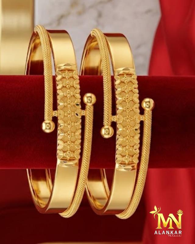 22K Gold Churi 28g — M N Alankar Palace, Rourkela
