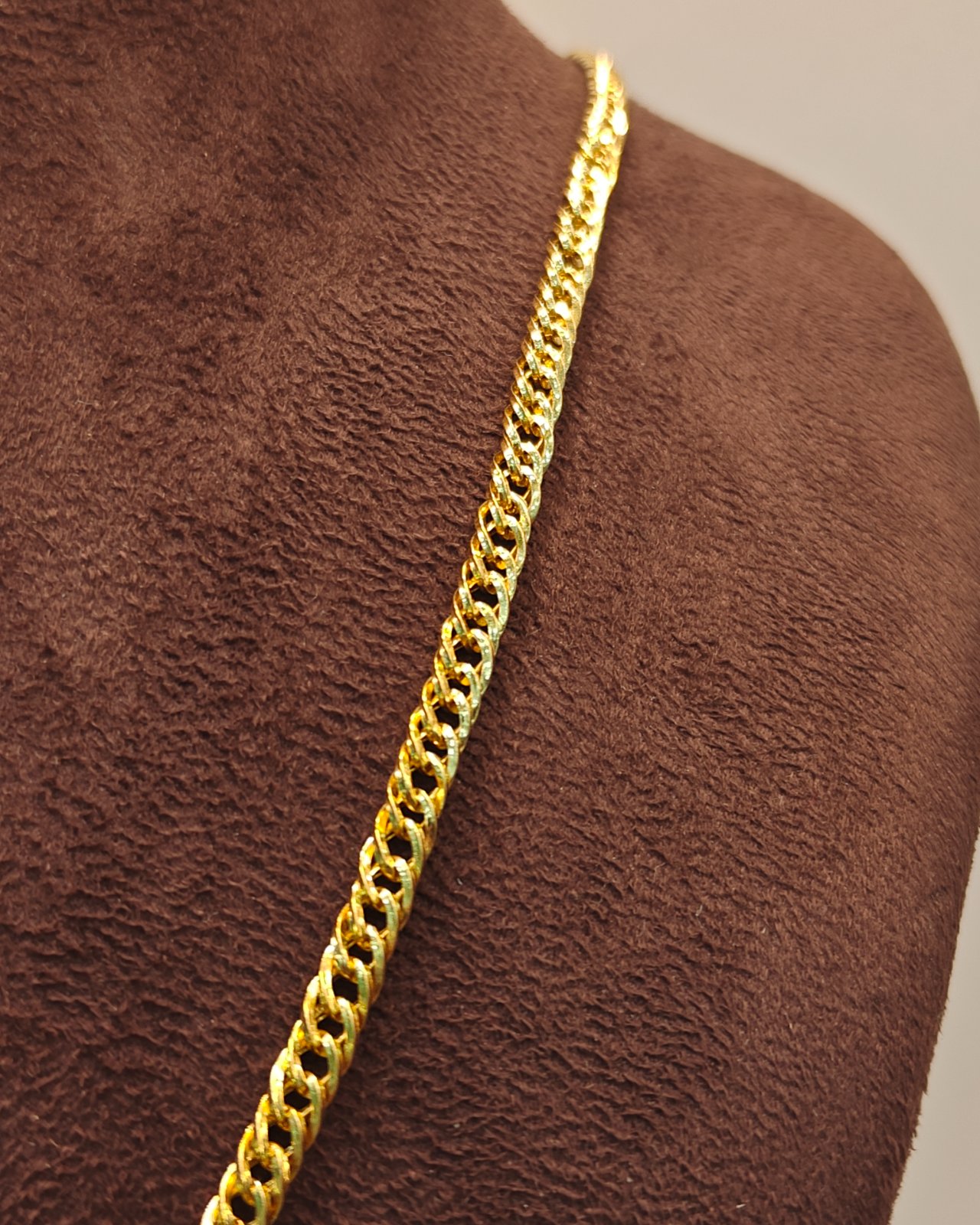 22K Gold Chain 9.41g — M N Alankar Palace, Rourkela