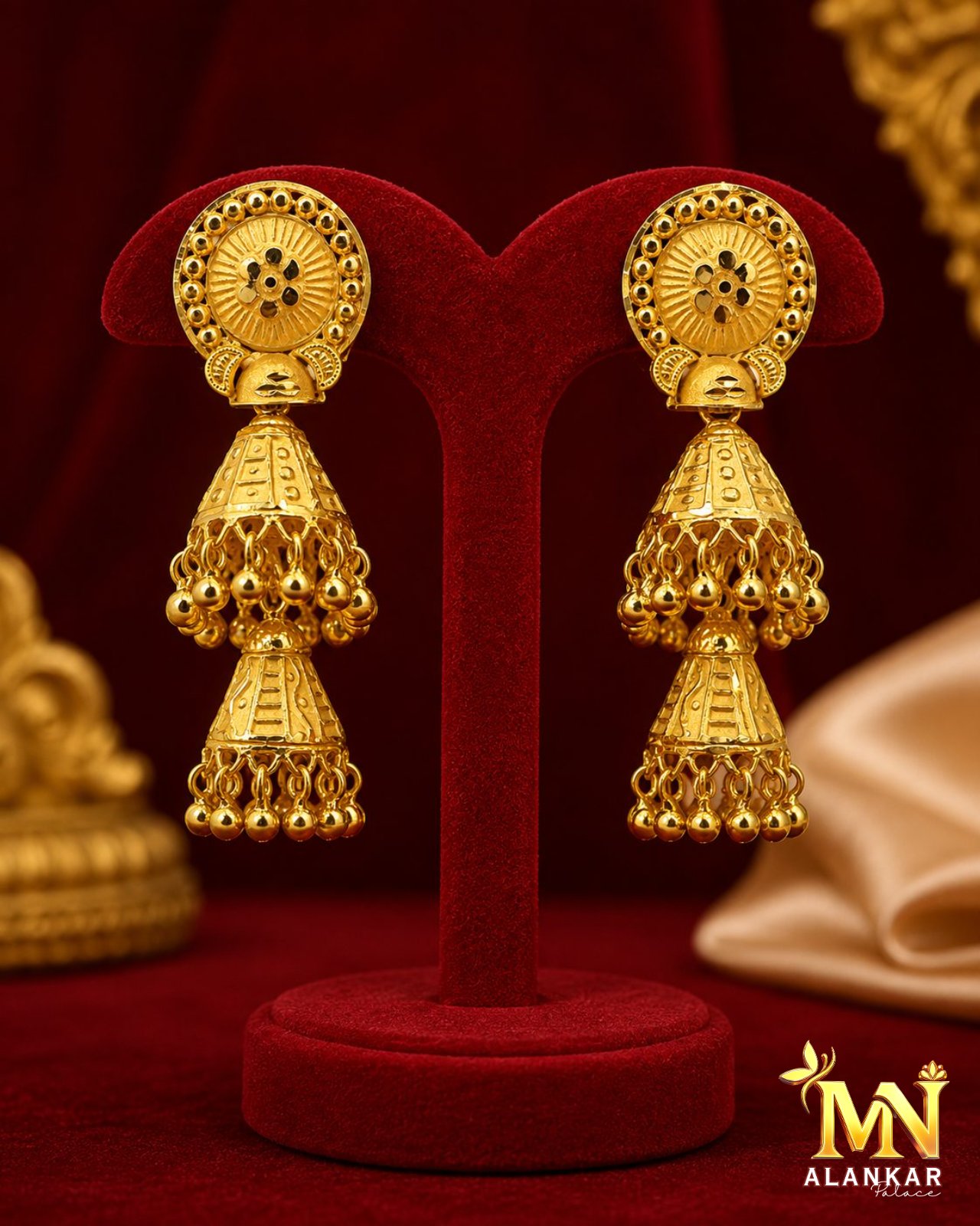 18K Gold Jhumka 7.54g — M N Alankar Palace, Rourkela
