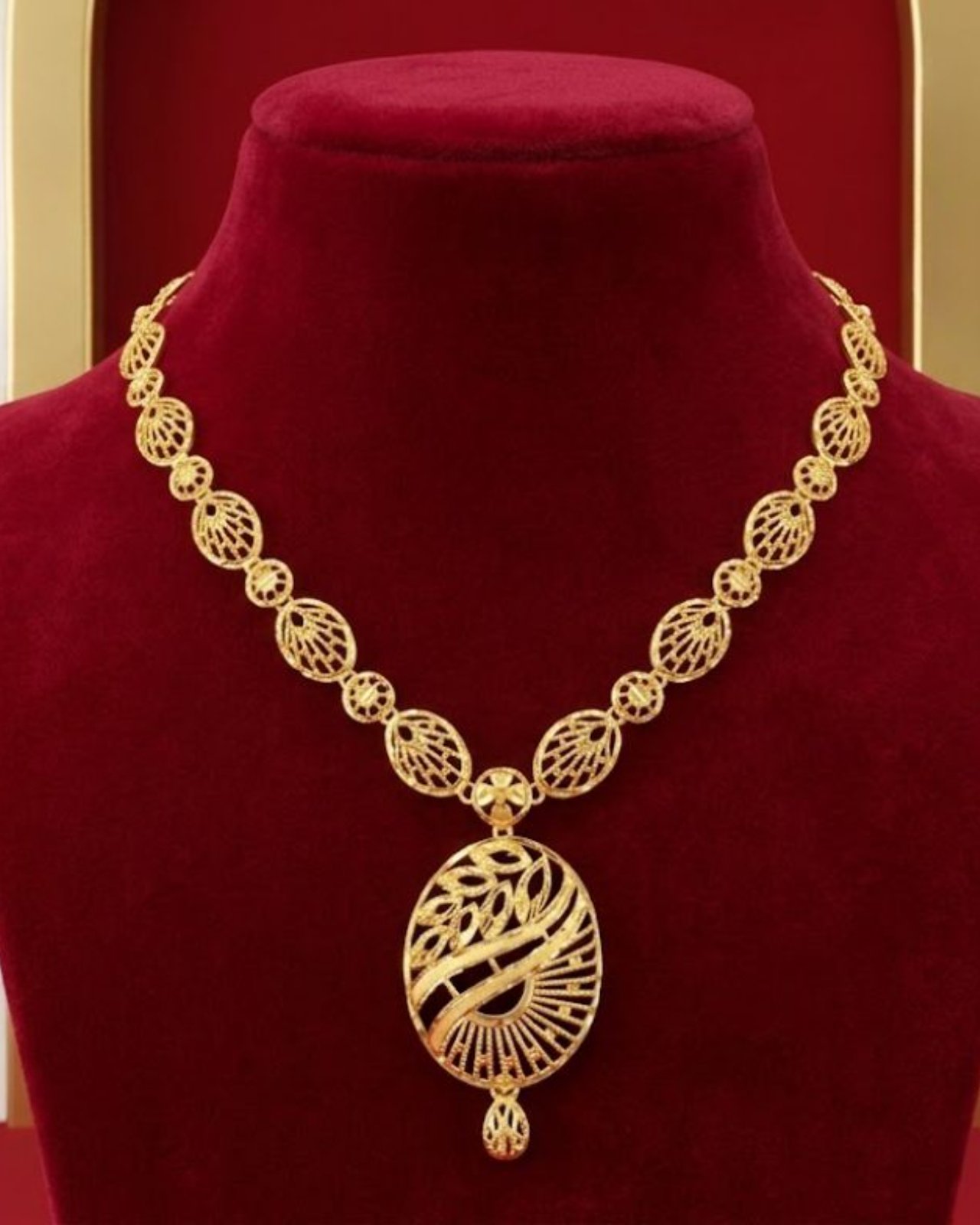 22K Gold Short Har 9.14g — M N Alankar Palace, Rourkela